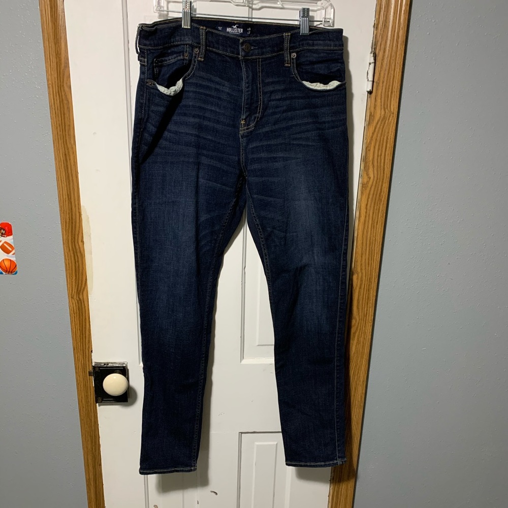 Men’s Hollister Athletic Skinny Jeans 34W